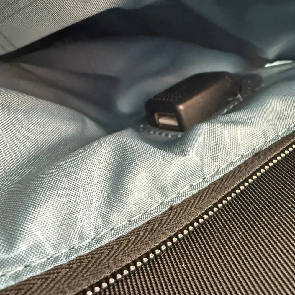 Samsonite 4-Wheel Spinner Suitcase, Frequent Flyer, Soft Nylon - Picture 6 of 11